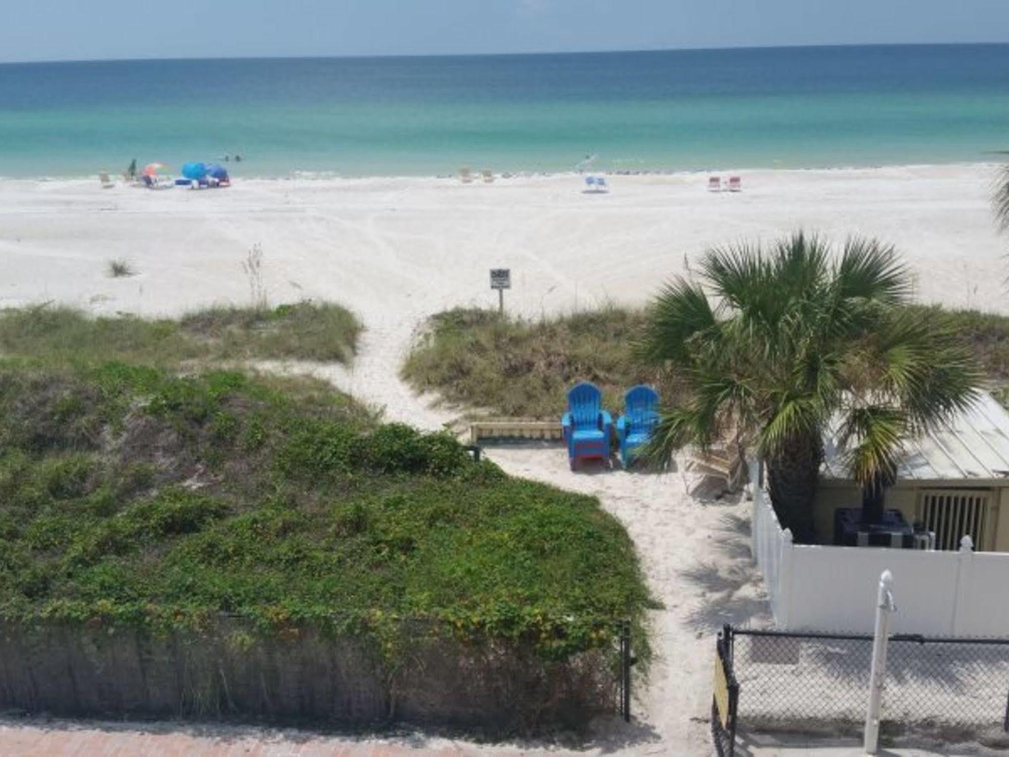Club Bamboo South - Bradenton Beach Buitenkant foto