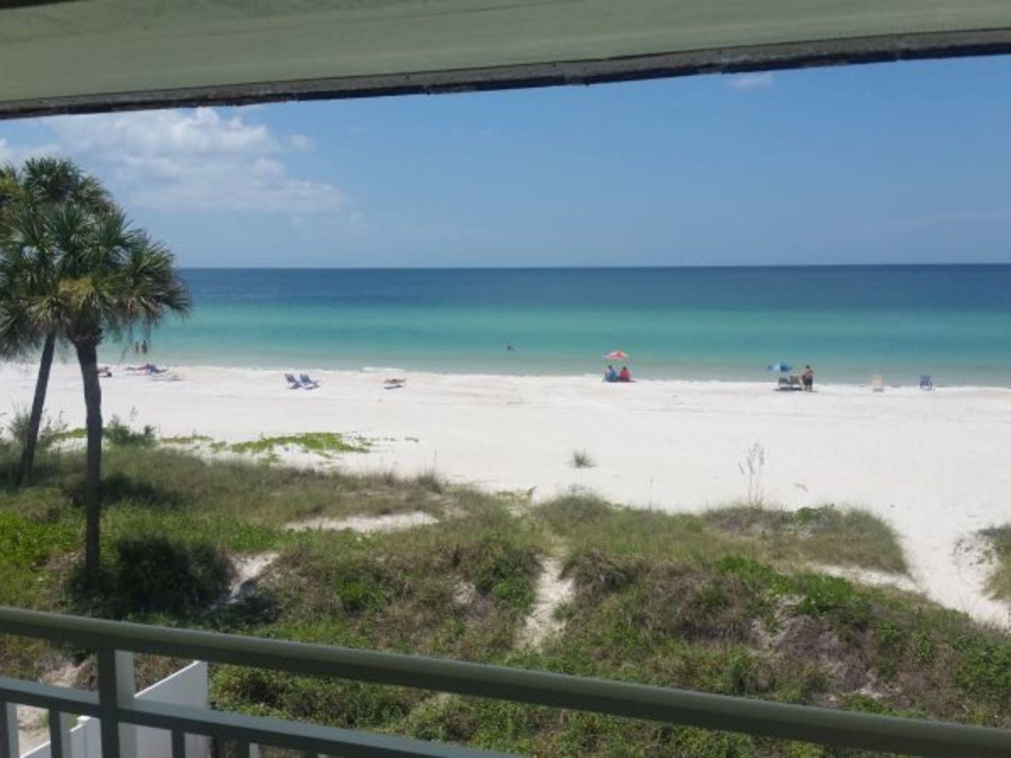 Club Bamboo South - Bradenton Beach Buitenkant foto
